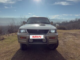 1998 Mitsubishi Challenger I, белый, 700000 рублей, вид 3