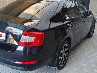 2016 Skoda Octavia III (A7), чёрный, 1900000 рублей, вид 2