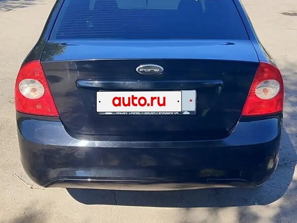 2011 Ford Focus II Рестайлинг, чёрный, 700000 рублей - вид 1