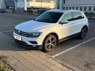 2020 Volkswagen Tiguan II, белый, 3000000 рублей, вид 1