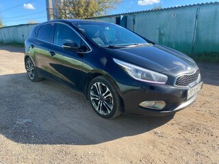 2013 Kia Ceed II, чёрный, 1150000 рублей, вид 3