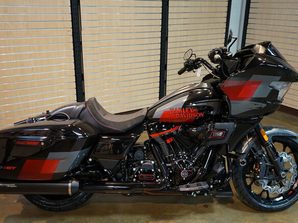 2025 Harley-Davidson CVO Road Glide ST, чёрный, 6580000 рублей - вид 1