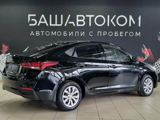 2018 Hyundai Solaris II, чёрный, 995000 рублей, вид 5