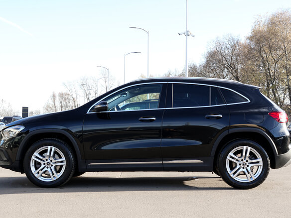 2020 Mercedes-Benz GLA 200 II (H247), чёрный, 2387000 рублей - вид 7