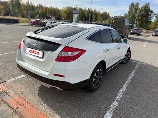2014 Honda Crosstour I Рестайлинг, белый, 1380000 рублей, вид 4