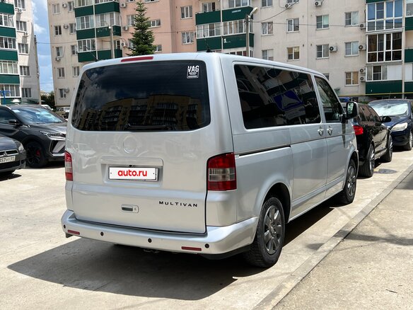 2005 Volkswagen Multivan T5, серый, 1350000 рублей - вид 9