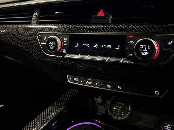 2021 Audi RS 4 IV (B9) Рестайлинг, чёрный, 7650000 рублей - вид 28