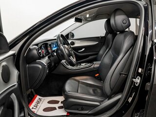 2018 Mercedes-Benz E-Класс 200 V (W213, S213, C238), чёрный, 2600000 рублей, вид 4