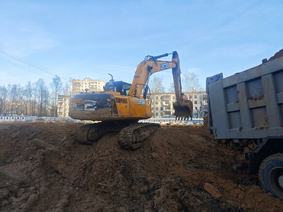 2016 JCB JS205, жёлтый, 4250000 рублей - вид 2