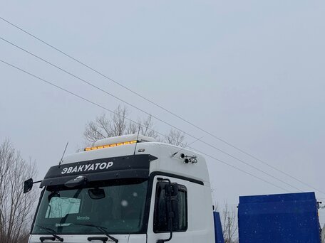 1999 Mercedes-Benz Actros, белый, 4750000 рублей, вид 5