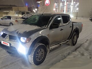 2007 Mitsubishi L200 IV, серебристый, 1100000 рублей, вид 4