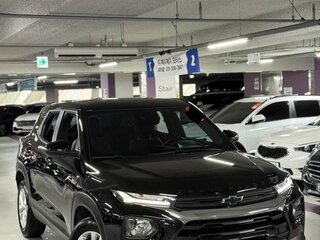 2021 Chevrolet TrailBlazer III, чёрный, 2100000 рублей, вид 1