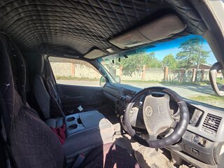 2005 Toyota HiAce H200, белый, 999999 рублей, вид 5