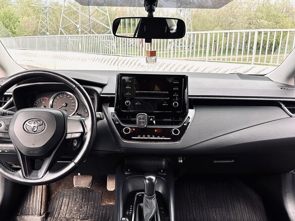 2019 Toyota Corolla XII (E210), коричневый, 1900000 рублей - вид 8