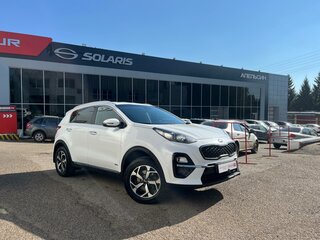 2018 Kia Sportage IV Рестайлинг, белый, 2070000 рублей, вид 1