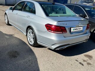 2013 Mercedes-Benz E-Класс 250 IV (W212, S212, C207) Рестайлинг, серебристый, 2000000 рублей, вид 4