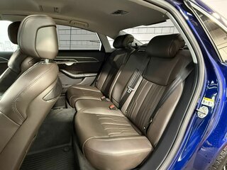 2018 Audi A8 Long 55 TFSI IV (D5), синий, 4499000 рублей, вид 3