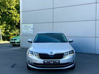 2018 Skoda Octavia III (A7) Рестайлинг, серебристый, 1415000 рублей, вид 2