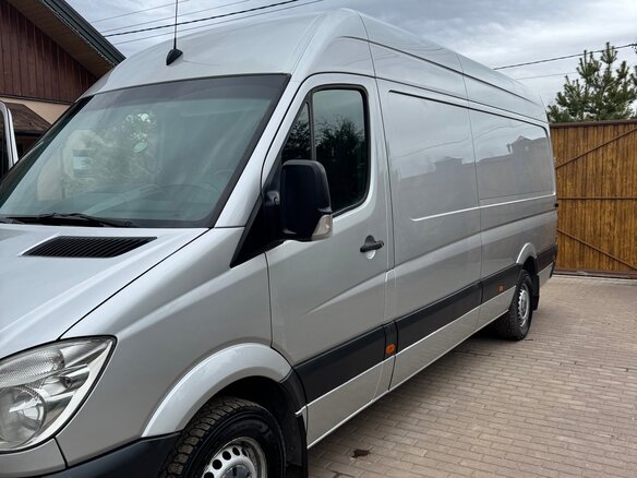 2010 Mercedes-Benz Sprinter, серебристый, 2400000 рублей - вид 15