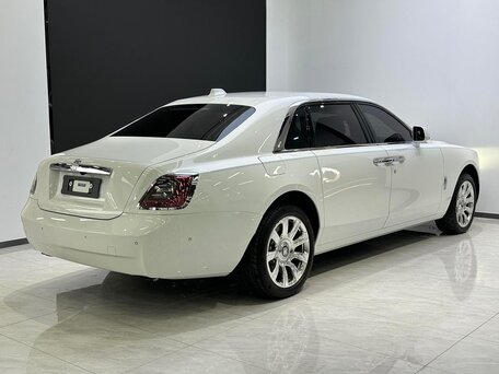2025 Rolls-Royce Ghost Extended II Рестайлинг (Series II), белый, 43000000 рублей, вид 3