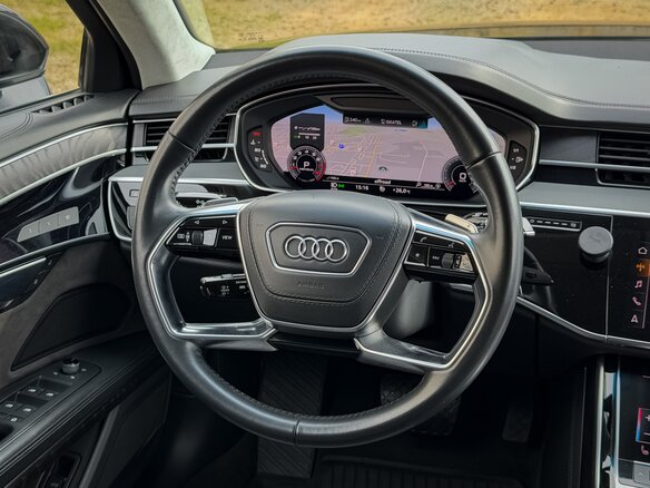 2018 Audi A8 Long 55 TFSI IV (D5), чёрный, 3750000 рублей - вид 33