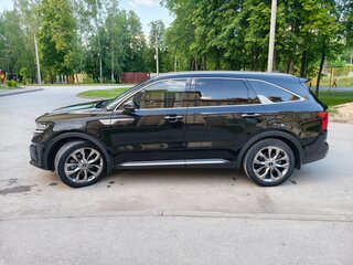 2020 Kia Sorento IV, чёрный, 3250000 рублей, вид 3
