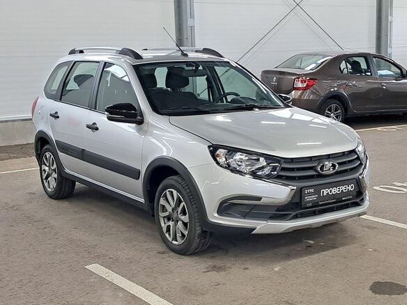 2023 Lada (ВАЗ) Granta Cross I Рестайлинг, серебристый, 855000 рублей - вид 2