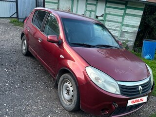2010 Renault Sandero I, красный, 290000 рублей, вид 3