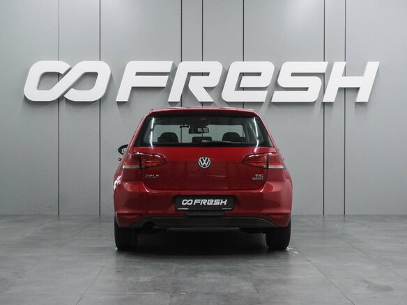2013 Volkswagen Golf VII, красный, 1245000 рублей - вид 3