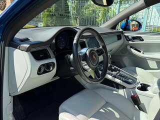 2017 Porsche Macan I, синий, 3840000 рублей, вид 4