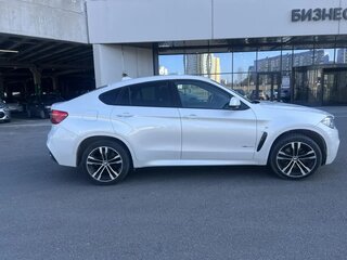 2018 BMW X6 40d II (F16), белый, 3550000 рублей, вид 2