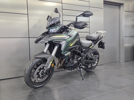 2026 Benelli TRK 702, зелёный, 644200 рублей, вид 1