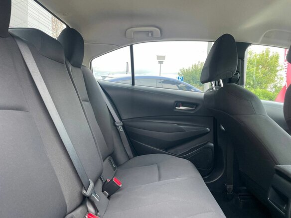 2019 Toyota Corolla XII (E210), чёрный, 1620000 рублей - вид 18