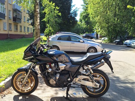 2005 Honda CB 1300, чёрный, 600000 рублей, вид 4
