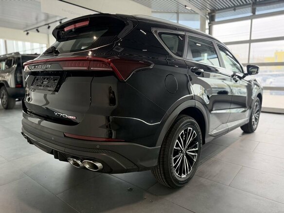 2026 Jetour X70+ I Рестайлинг, чёрный - вид 11