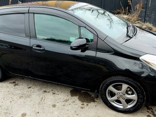 2018 Toyota Vitz III (XP130) Рестайлинг, чёрный, 999999 рублей, вид 2