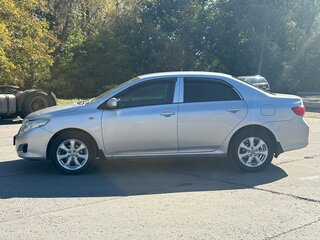 2008 Toyota Corolla X (E140, E150), серебристый, 690000 рублей, вид 3