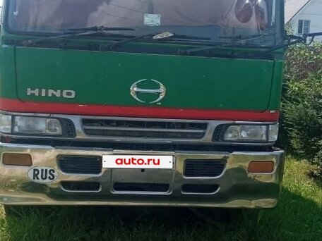 2000 Hino Profia, зелёный, 1400000 рублей, вид 1