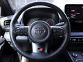 2021 Toyota Yaris IV, белый, 4490000 рублей - вид 5