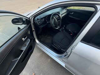 2015 Kia Rio III, серебристый, 590000 рублей, вид 5
