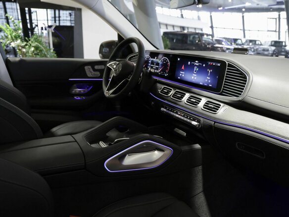 2025 Mercedes-Benz GLE 450 d II (V167) Рестайлинг, чёрный, 14300000 рублей - вид 6