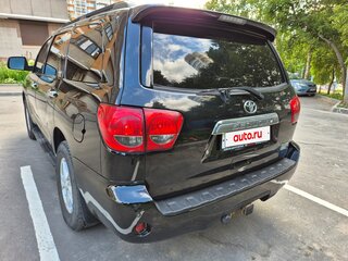 2011 Toyota Sequoia II, чёрный, 3500000 рублей, вид 3