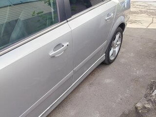 2009 Opel Astra H Рестайлинг, серебристый, 620000 рублей, вид 4