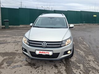 2013 Volkswagen Tiguan I Рестайлинг, серебристый, 950000 рублей, вид 1