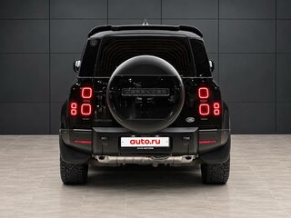2021 Land Rover Defender 110 II, чёрный, 7450000 рублей, вид 5