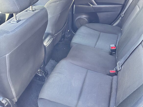 2012 Mazda 3 II (BL) Рестайлинг, белый, 1250000 рублей - вид 16