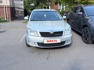 2012 Skoda Octavia II (A5) Рестайлинг, серебристый, 560000 рублей, вид 2