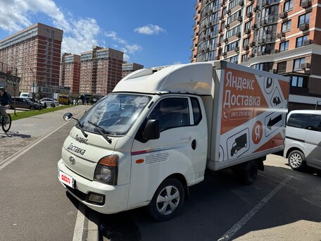 2013 Hyundai Porter II, белый, 1100000 рублей, вид 2