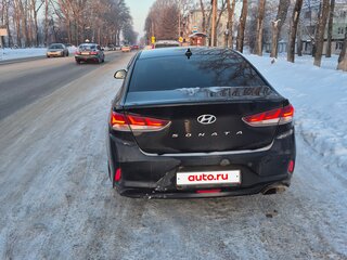 2018 Hyundai Sonata VII (LF) Рестайлинг, чёрный, 1900000 рублей, вид 4