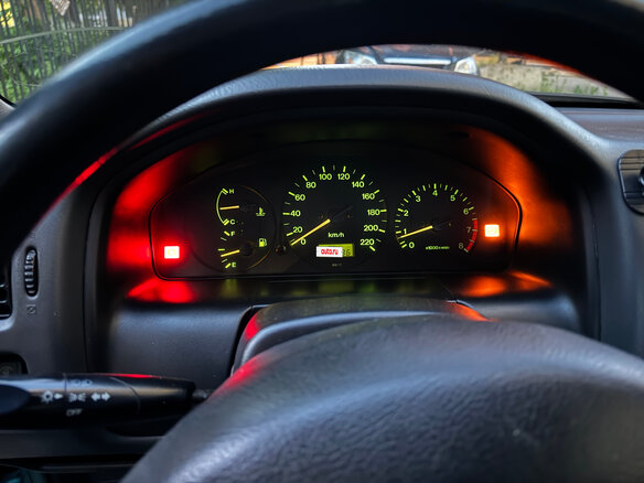 1997 Mazda 323 V (BA), зелёный, 255000 рублей - вид 9